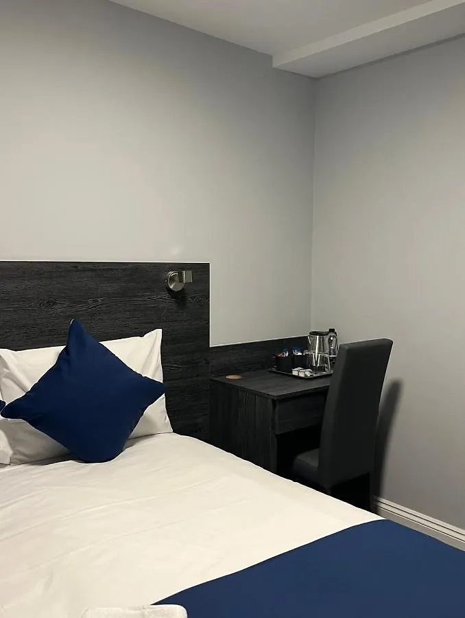 Blue Sapphire Hotel Ilford